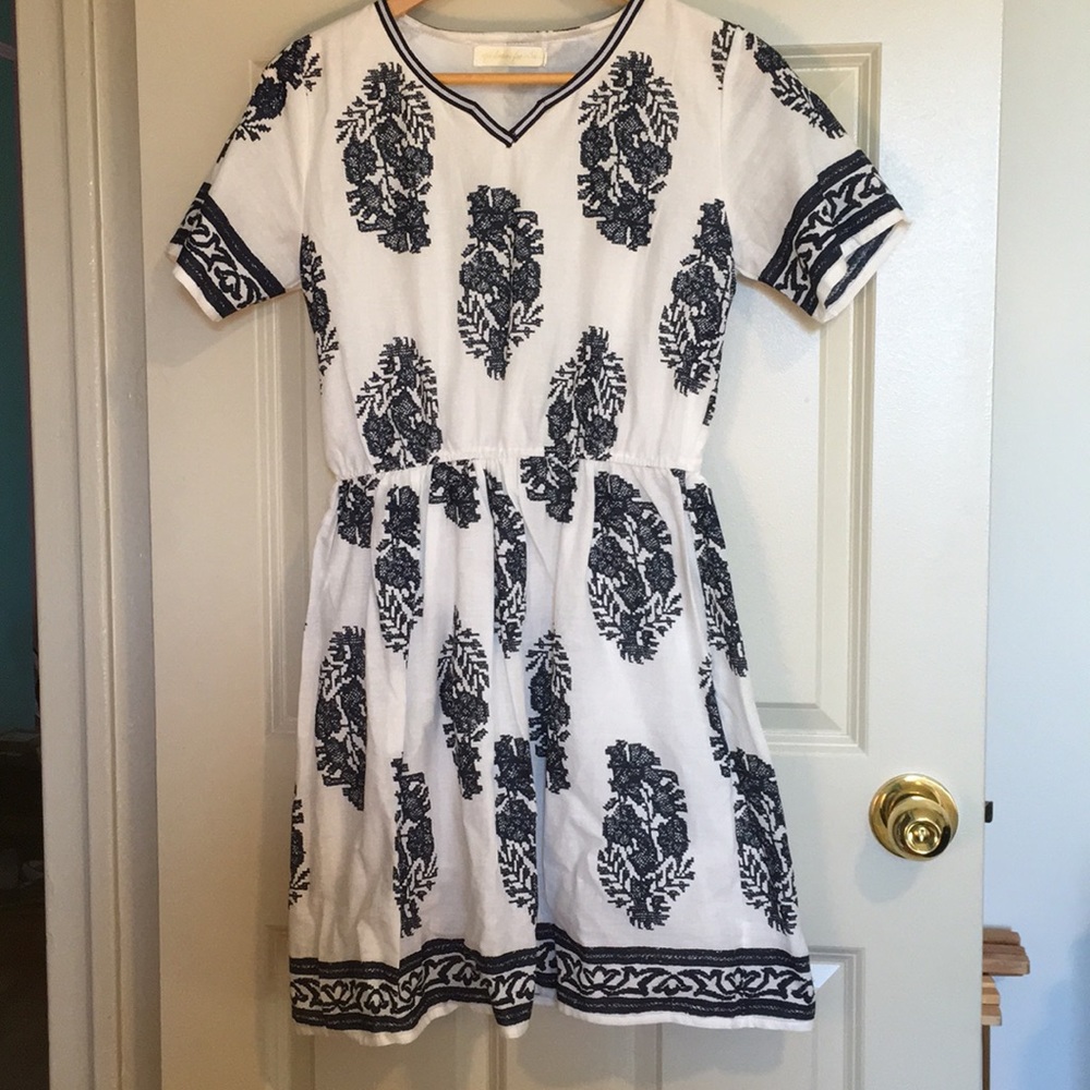 Blue and white porcelain print dress